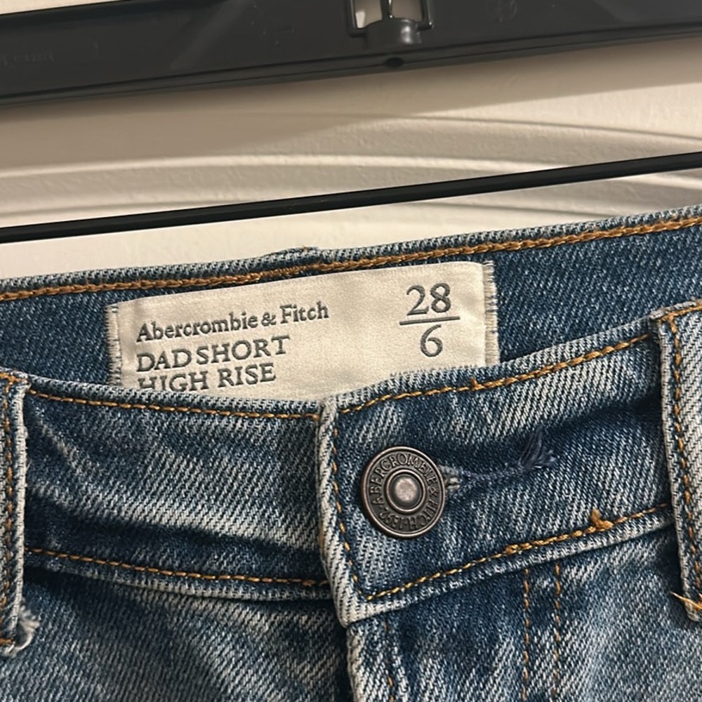 Abercrombie & Fitch Blue Dad Short High Rise